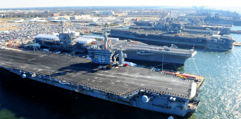 Comment l'US Navy transforme de l'eau de mer en carburant