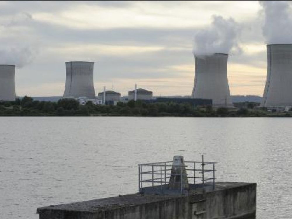 Greenpeace moque la sécurité des centrales nucléaires d'EDF