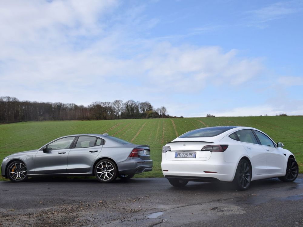 En images : Volvo S60 Polestar et Tesla Model 3 Performance