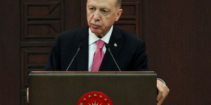 Erdogan maintient la menace d'un veto turc à l'entrée de la Suède dans l'Otan