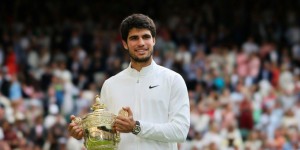 Tennis: Carlos Alcaraz remporte son premier Wimbledon en battant Novak Djokovic