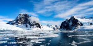 Antarctique : des images de la Nasa témoignent de la fonte des glaces pendant la vague de chaleur