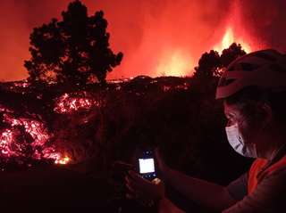 L'éruption du volcan Cumbre Vieja aux Canaries pourrait durer deux mois