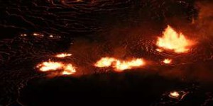 Une nouvelle éruption du lac de lave du volcan Kilauea en images