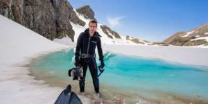 Plongée en apnée dans les lacs glaciaires, une expérience riche et sublime, par Rémi Masson