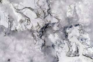 L'Everest a perdu plus de 2.000 ans de glace en seulement 30 ans !