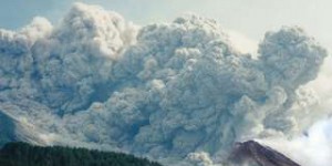 Volcan : des nuées ardentes sur le Mérapi obligent l'évacuation des habitants