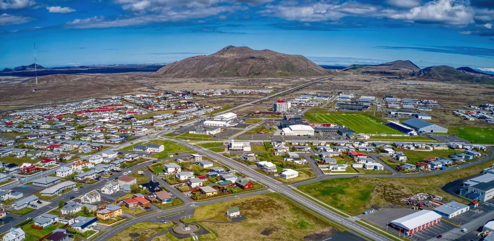 État d'urgence en Islande : la ville de Grindavik, près du Blue Lagoon, évacuée à cause de la menace d'une éruption