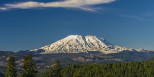 États-Unis : une étude alerte sur le danger imminent d’éruptions dans cette chaîne de volcans