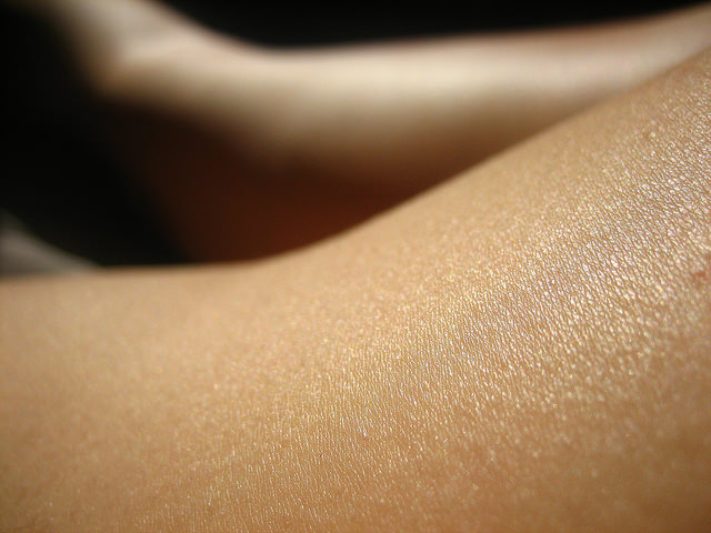 La peau absorbe certains polluants de l’air : les phtalates