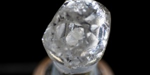Une forme très rare de diamant double découverte en Inde