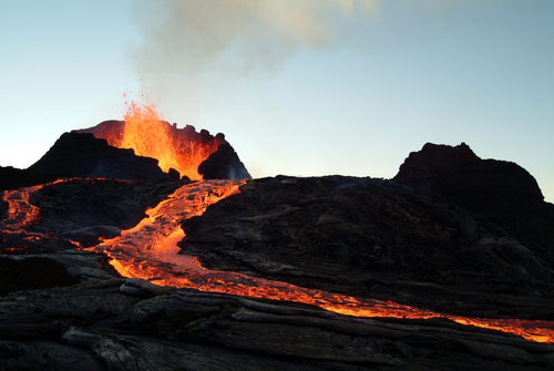 Islande : une nouvelle éruption volcanique dans le sud-ouest du pays