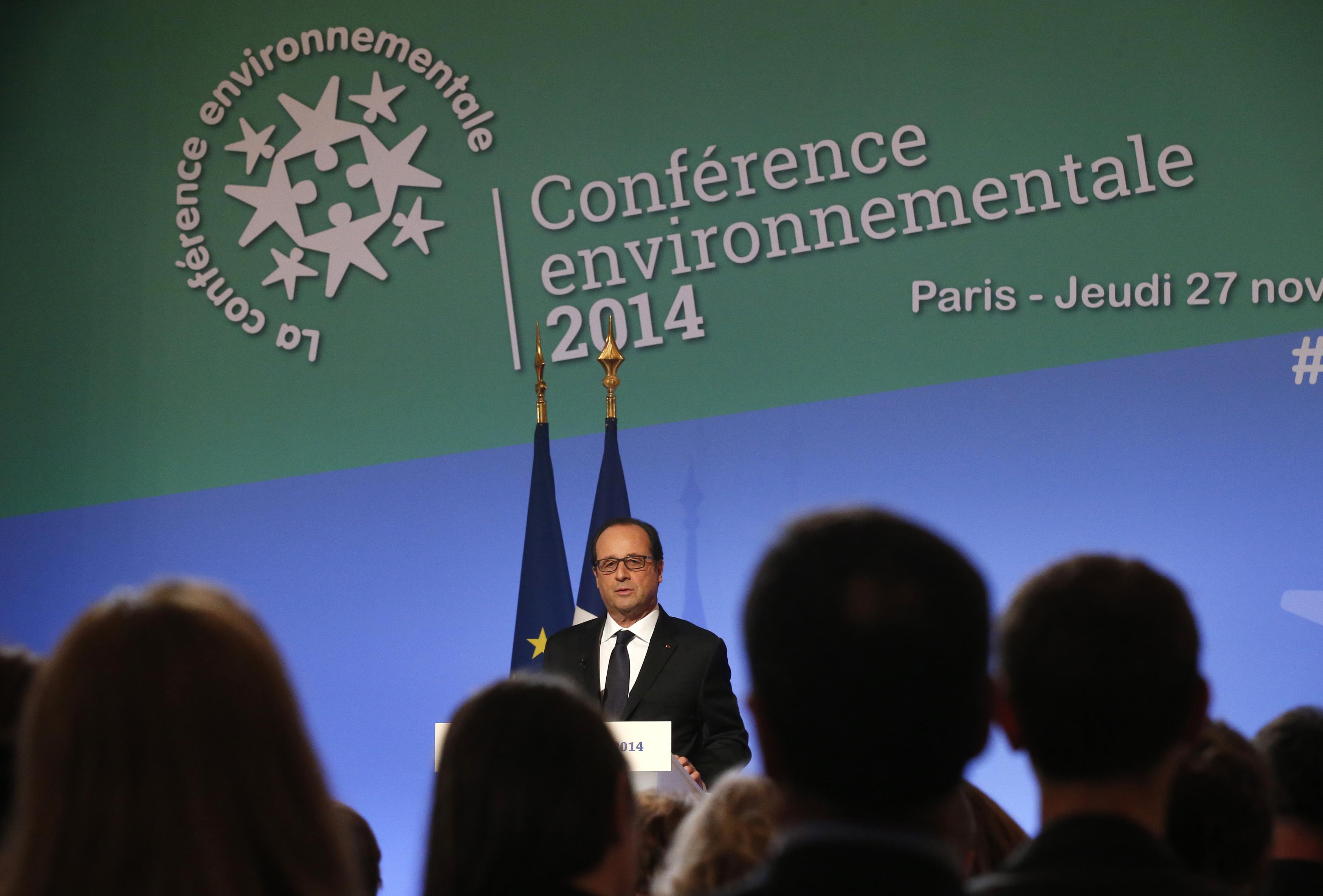 Hollande veut capitaliser sur sa conférence climatique 'historique'