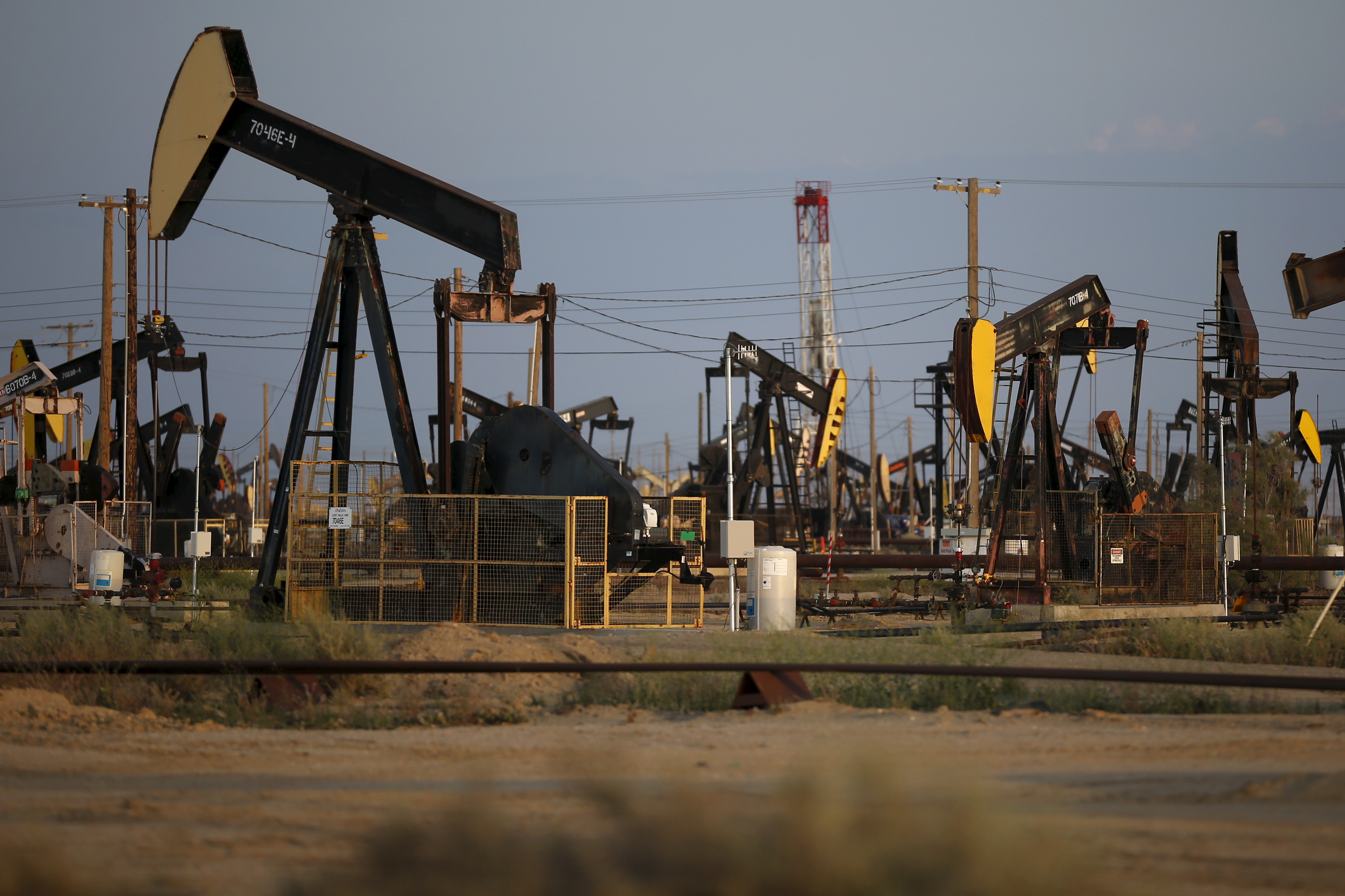 Pour respecter l'accord de Paris, les géants du pétrole vont devoir réduire leur production