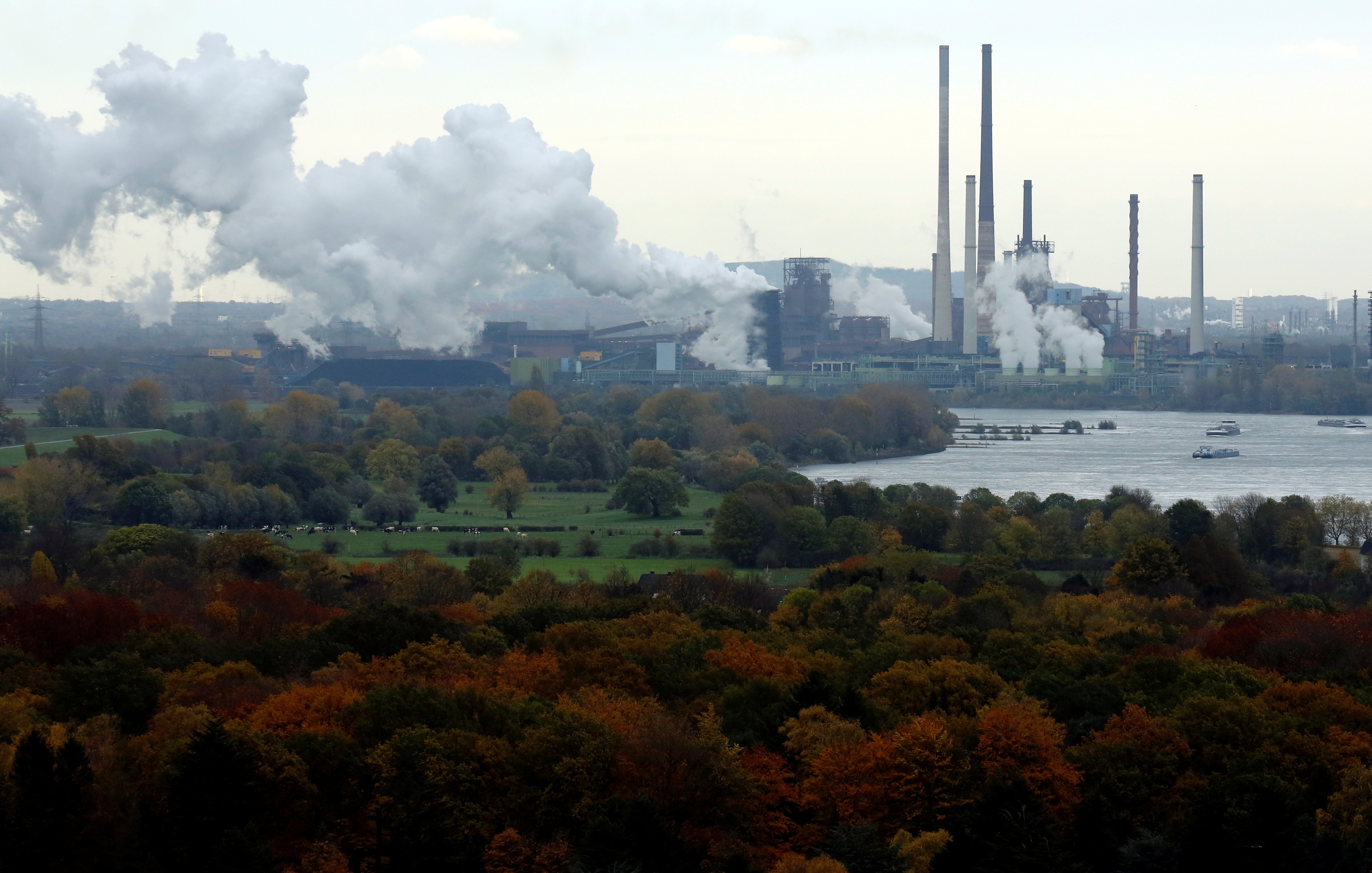 Neutralité carbone : des engagements mais des résultats mitigés pour les compagnies pétrolières européennes