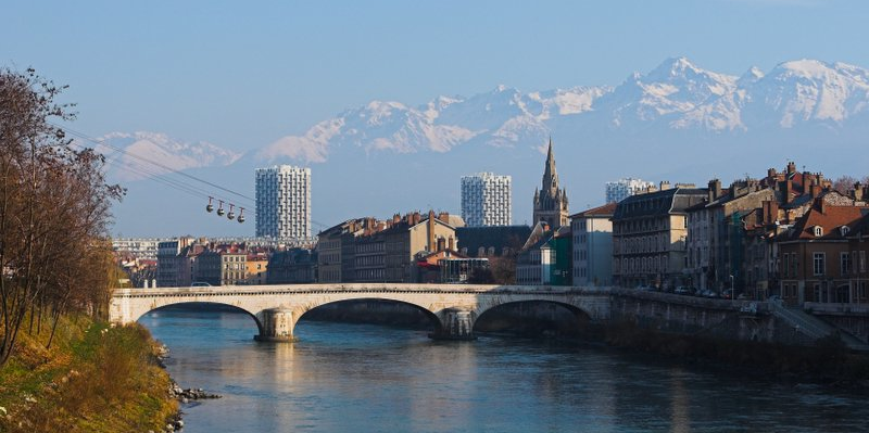 Grenoble: ouverture d'une voie réservée au covoiturage sur une autoroute