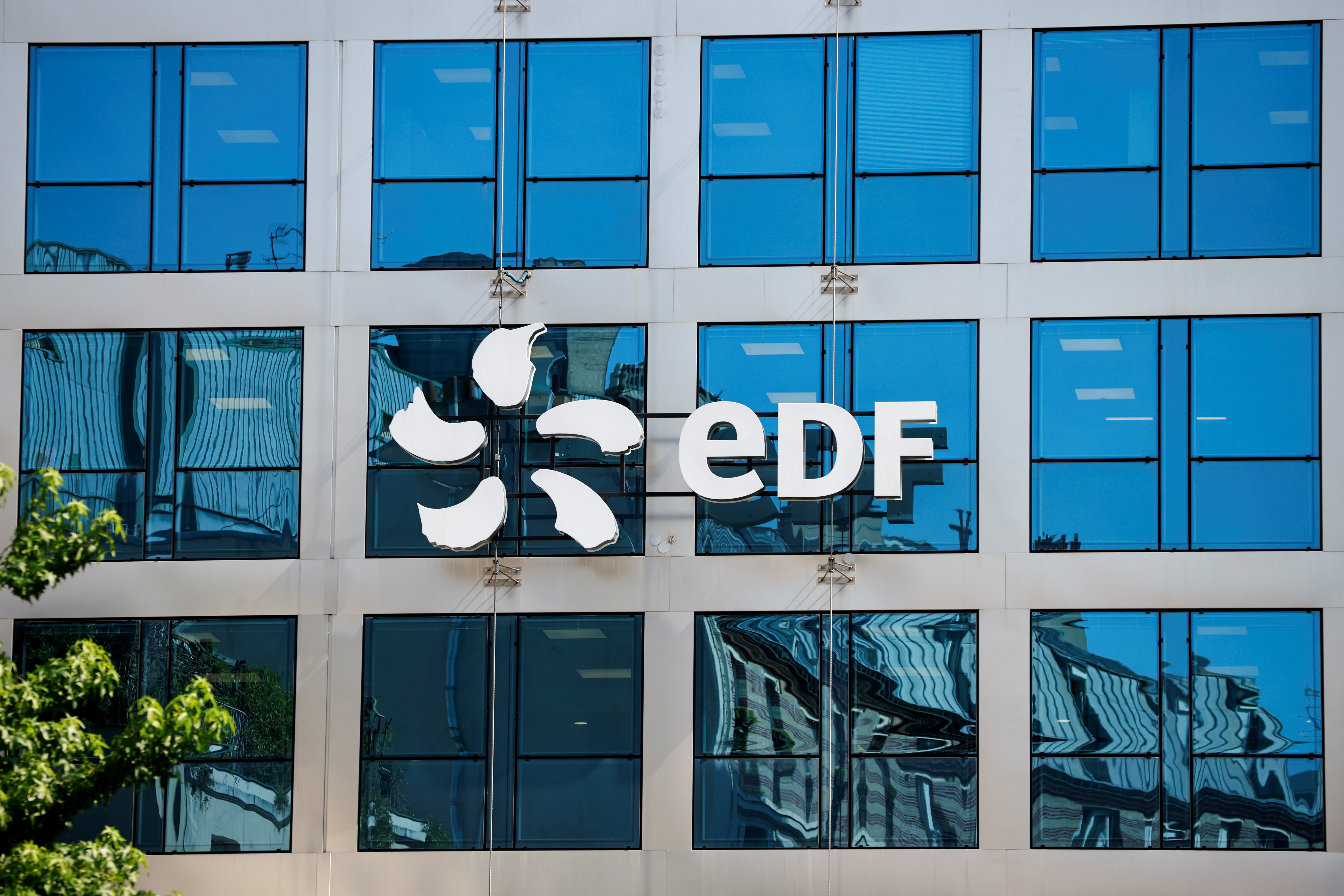 Report d'«Hercule»: le PDG d'EDF craint que le groupe ne puisse se maintenir en «première division»