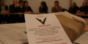 V pour Vigilance : les citoyens contre l'état d'urgence