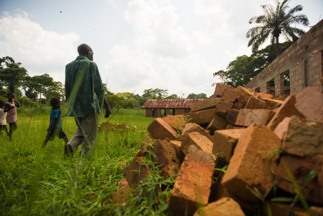 Exploitation industrielle du bois en République Démocratique du Congo : populations sous tension