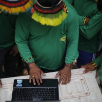Au Brésil, la haute technologie au service de la protection des forêts des Indiens ka’apors