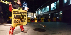 Action : Greenpeace bloque le siège d’EDF et appelle la direction de l’entreprise à sortir du nucléaire