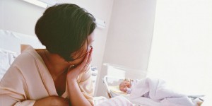 La dépression plus fréquente quatre ans après l'accouchement
