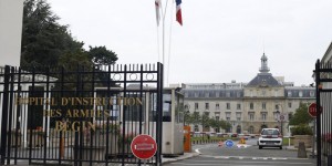 Ebola : le malade soigné en France «dans un état stable»