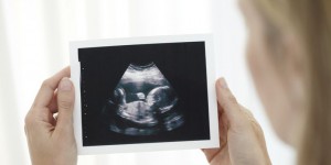 Retard de croissance in utero : l'échographie ne voit pas tout