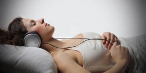 Pourquoi certains sons aident à s'endormir