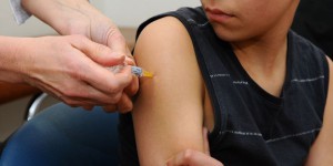 Vaccination : « Une conférence nécessaire mais qui arrive un peu tard »