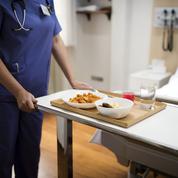 Hôpital: les Français très satisfaits des soignants, moins des repas