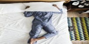 Une personne insomniaque sur dix souffre aussi d’un syndrome des jambes sans repos