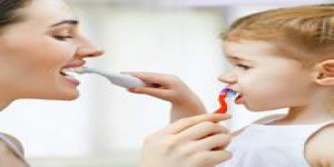 Un colorant bientôt interdit dans l’alimentation retrouvé dans deux tiers des dentifrices