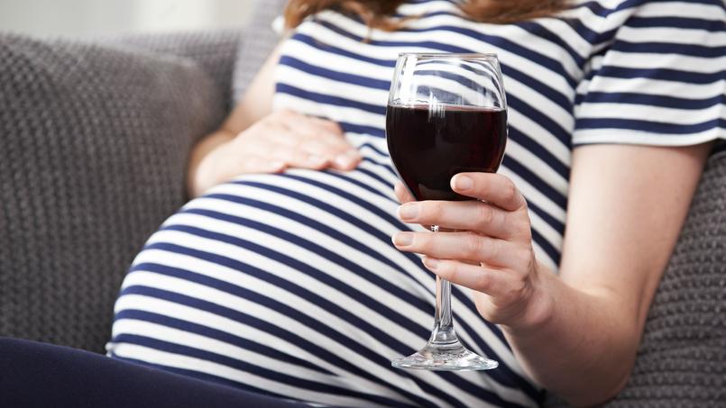 Alcool et grossesse: une campagne du lobby du vin révolte les professionnels de santé