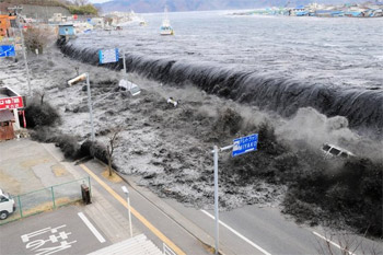 Tsunamis ou raz de marée