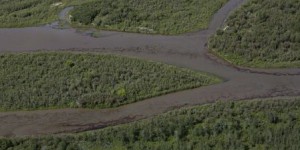 Les estacades sont moins efficaces pour endiguer la marée noire en Saskatchewan