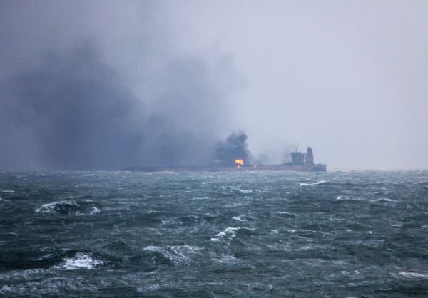 Le pétrolier «Sanchi» brûle toujours en mer de Chine