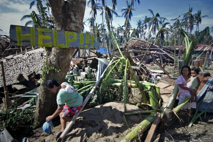 EN IMAGES. Tempête aux Phillippines : des villages côtiers dévastés