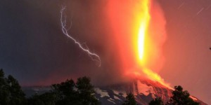 EN IMAGES. Chili : la spectaculaire éruption du volcan Villarrica 