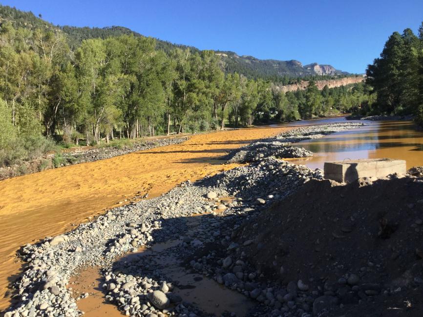 Etats-Unis : pollution géante dans une rivière du Colorado