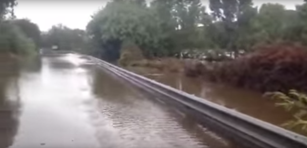 Inondations : des routes coupées en Corse-du-Sud, fortes pluies sur la Côte d'Azur