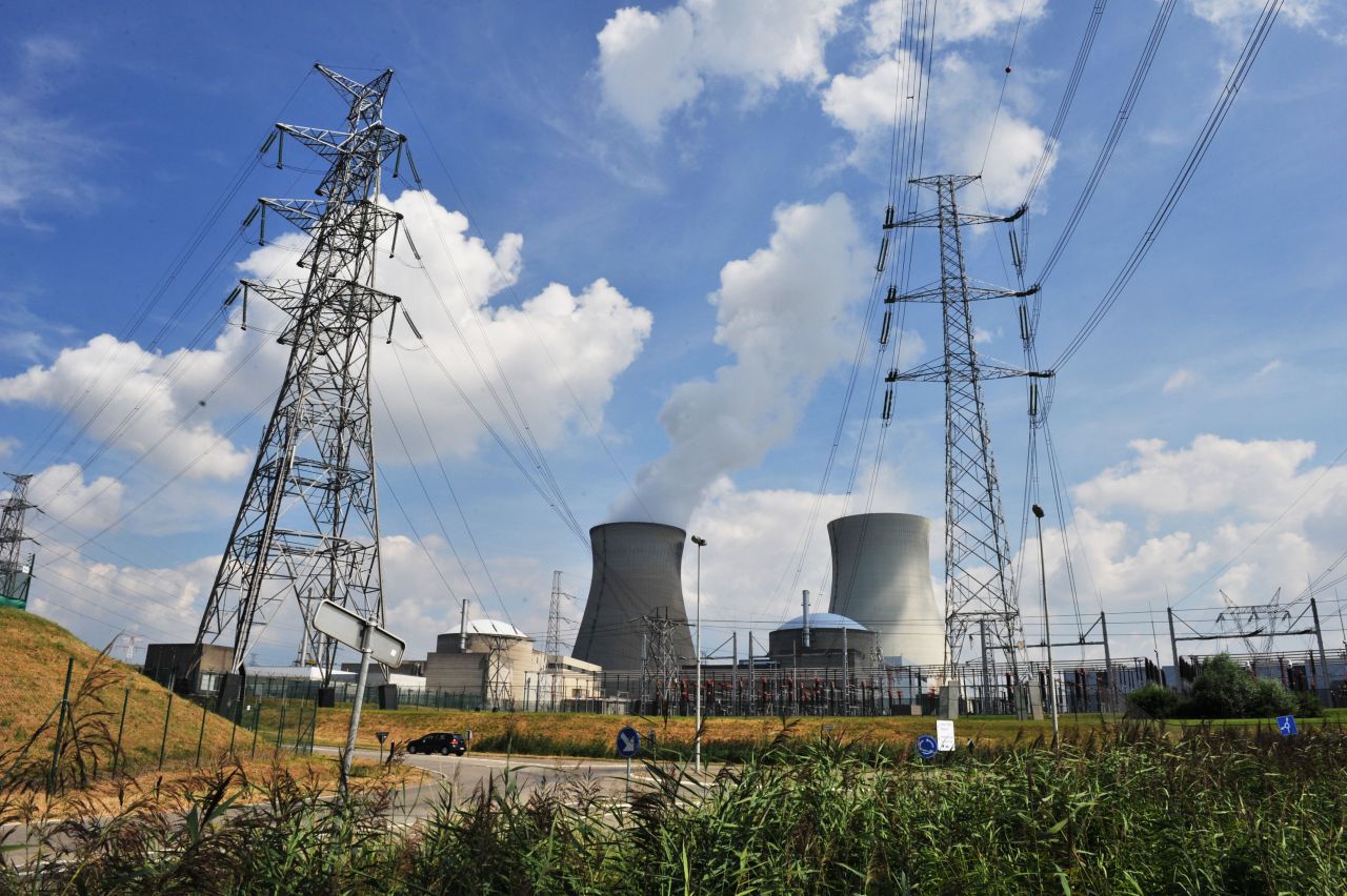 Nucléaire : le réacteur belge Tihange 2 redémarre après près de deux ans d'arrêt