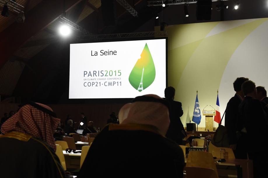 VIDEOS. COP21 : après le tapis rouge, les négociations commencent