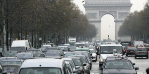 Mesures antipollution à Paris : les automobilistes contre-attaquent