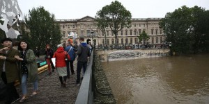EN DIRECT. Inondations : la Seine a gagné près d'un mètre en 24 heures