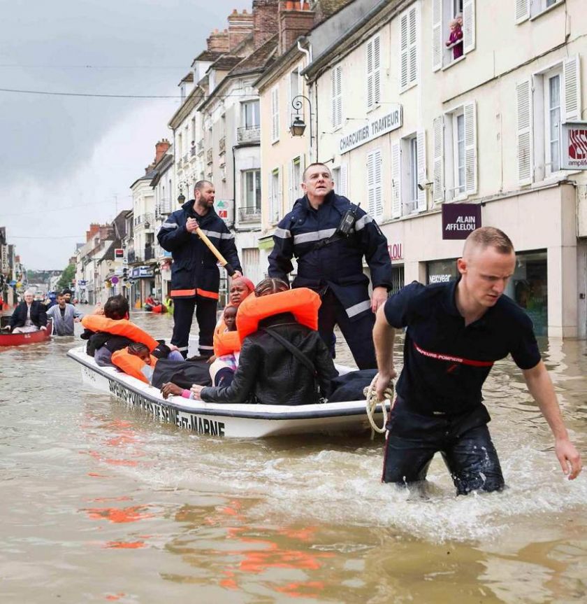 VIDEO. Seine-et-Marne : le centre de Nemours évacué