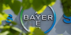 OGM : le chimiste Bayer rachète Monsanto pour la somme historique de 66 milliards de dollars