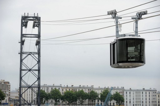 Brest : la mise en service du téléphérique perturbée, en présence de Ségolène Royal