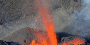 EN IMAGES. La Réunion : éruption du Piton de la Fournaise