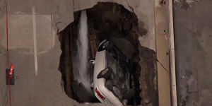 VIDEOS. Etats-Unis : un trou  géant avale une voiture dans la ville de Saint-Louis